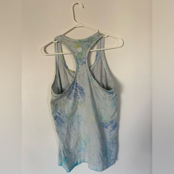 RARE Lululemon Seawheeze 2019 Half-Marathon Swiftly Racerback Tank Tie Dye 10 - Picture 6 of 7